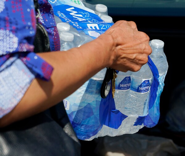 Mississippi Calls In National Guard After State Capital's Water Supply Is Cut