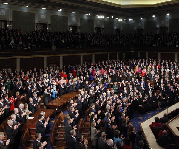 Poll: Dems Hold 8-Point Lead on Generic 2018 Midterm Ballot