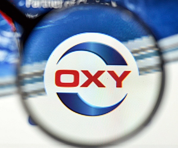 Occidental Deploys Poison Pill Amid Icahn Push to Oust Board