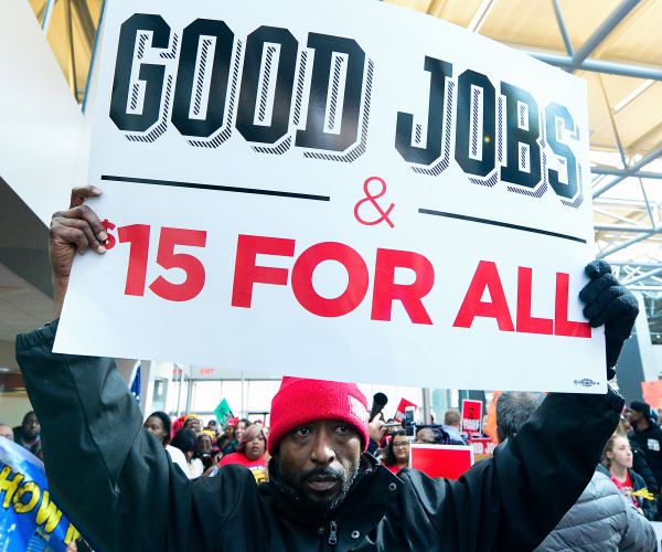 St. Louis Missouri's Minimum Wage to Drop to $7.70