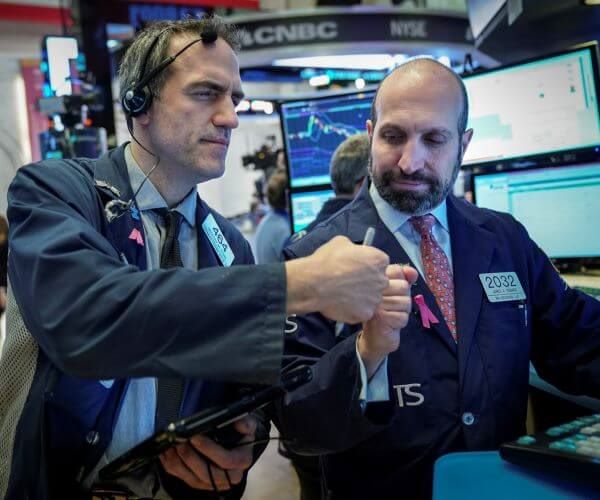 Wall Street Closes Higher as Inflation Data Supports Fed Bets  