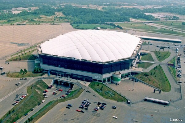 Pontiac Silverdome to Clear House in Auction of Detroit Lions Memorabilia