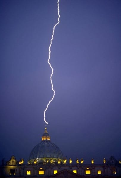 Lightning Strikes Vatican Hours after Pope Benedict XVI Resigns