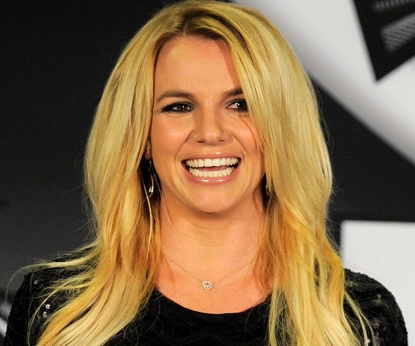 Britney Spears Checks Into Mental Health Facility