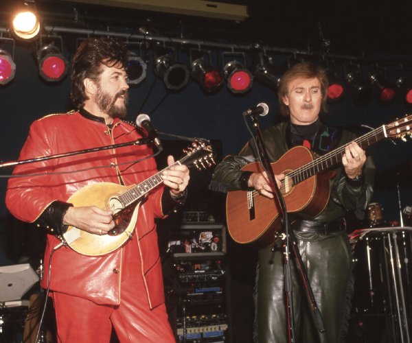 darrell crofts, left and jim seals perform in 1989