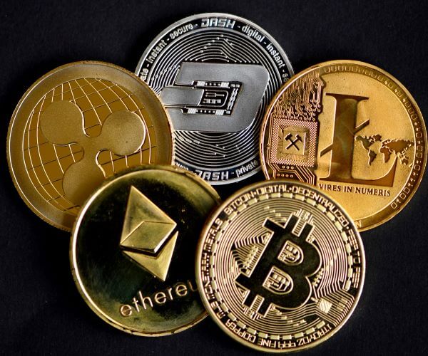 Crypto Stocks Jump After Bumper Rate Cut from Fed | Newsmax.com