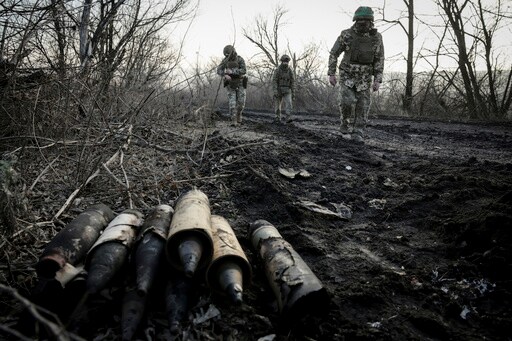 Russian Forces Bypass a Key Stronghold in a Bid to Cut off Its Supplies ...