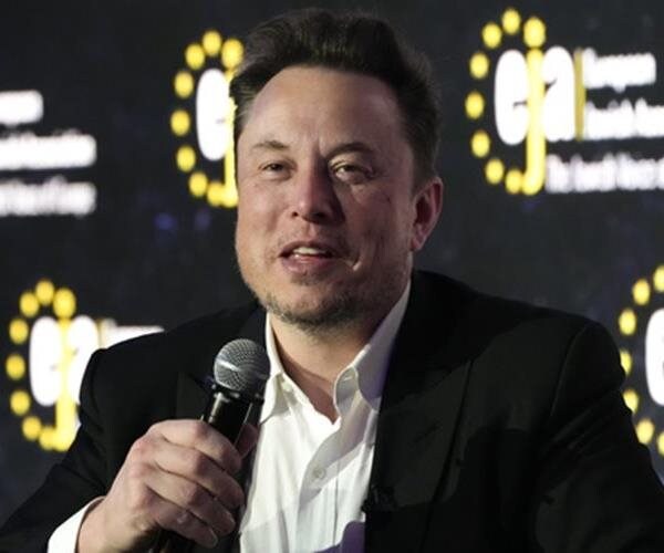 Judge Orders Elon Musk to Testify in SEC Probe of His $44 Billion Twitter Takeover