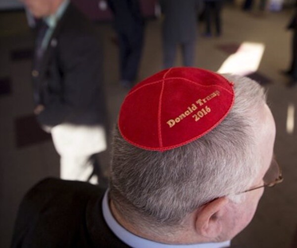 Trump Yarmulkes Sell Like Hotcakes at AIPAC