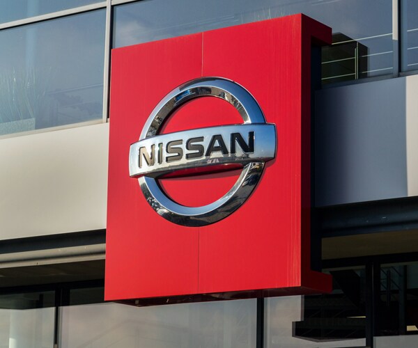 the nissan logo