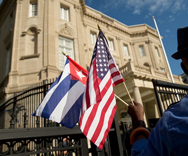 Possible Brain Injuries for US, Canadian Diplomats in Cuba