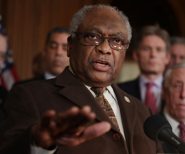 jim clyburn speaks at a news conference