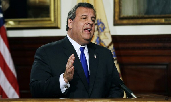 Democrats Take Bridge Flap National in Bid to Hurt Christie