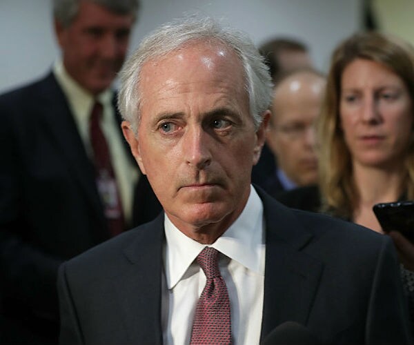 Sen. Corker: Trump Probably Won't 'Tear Up' Iran Deal on Day One