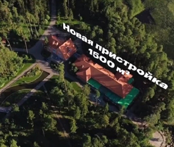 Putin's Private Dacha Exposed; Makes Stalin Look Like a Chump