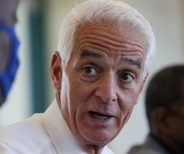 Charlie Crist Urges DeSantis to Require Florida State Employees to Be Vaccinated