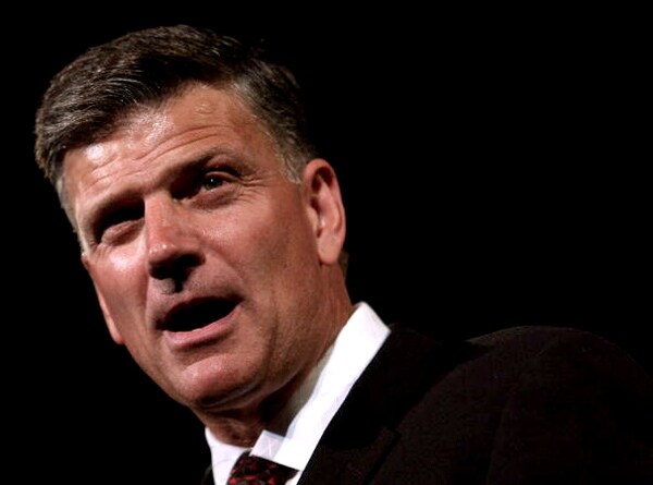 Franklin Graham: Sharia Law Should be Banned in the US