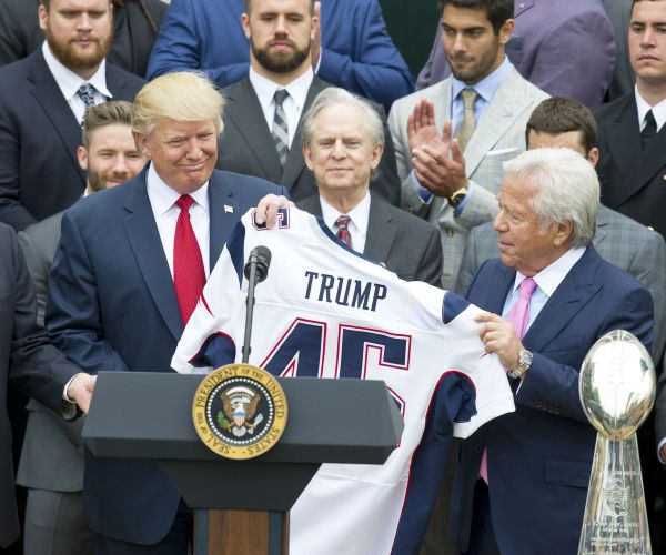 Trump Super Bowl Ring Commemorates Patriots' White House Visit