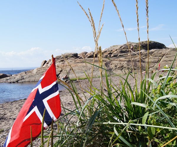 Norway Readies Border Fence to Deter Refugees