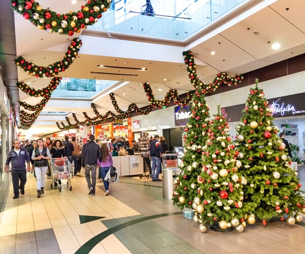 Holiday Shoppers Spent Money at Fastest Pace Since Great Recession