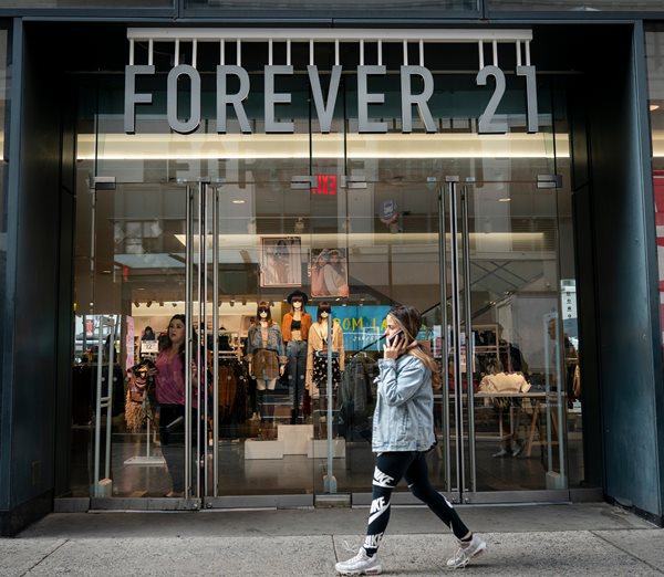 Forever 21 to Close 200 Stores in 2nd Bankruptcy