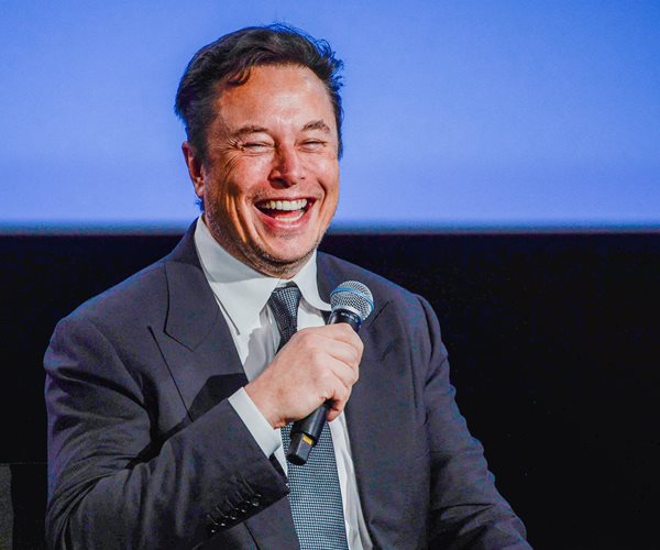 Twitter Shareholders Vote in Favor of Elon Musk's $44 Billion Offer