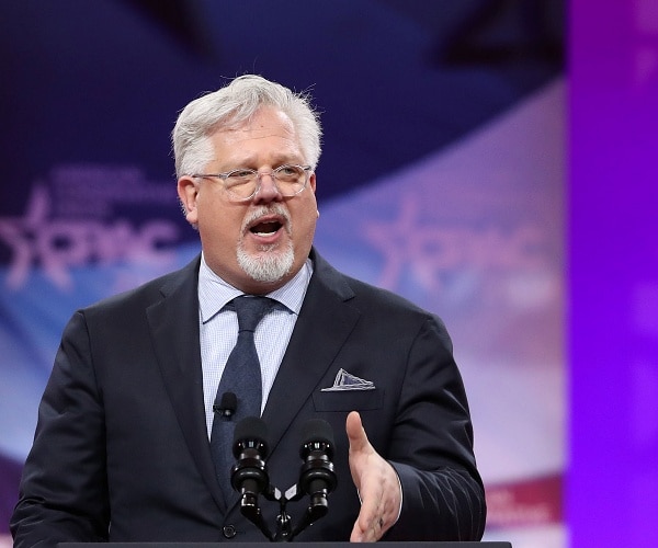 glenn beck speaks onstage