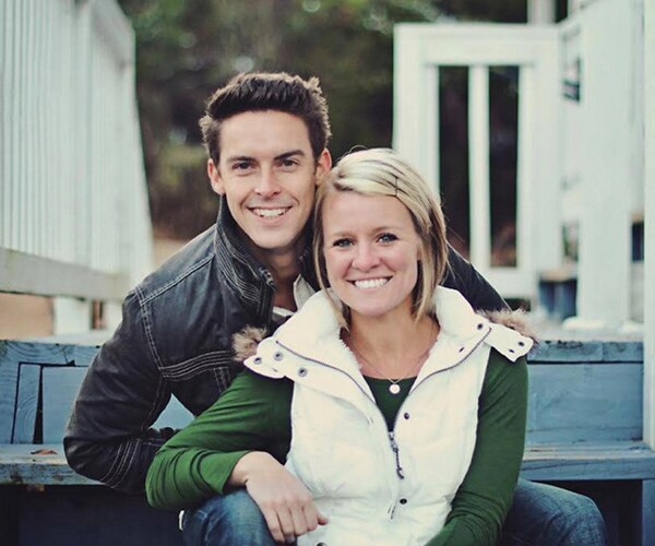 Amanda Blackburn: Police Search for Killers of Pastor's Pregnant Wife