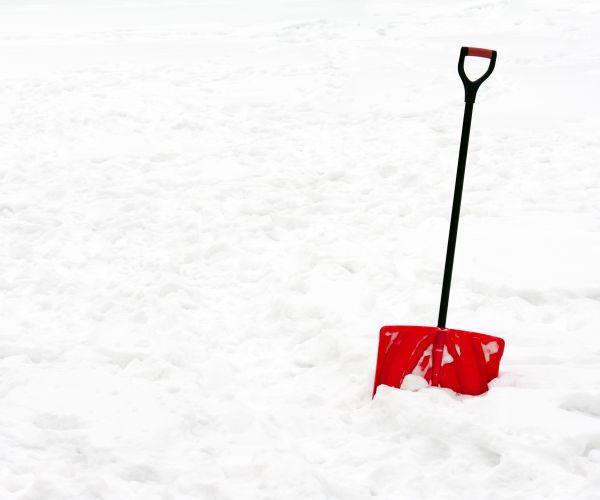 Pregnant Teen in PA Dies After Shoveling Snow