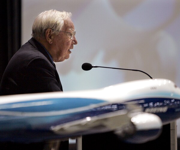 Joe Sutter Dies: 'Father' of Boeing's 747 Jumbo Jet Was 95