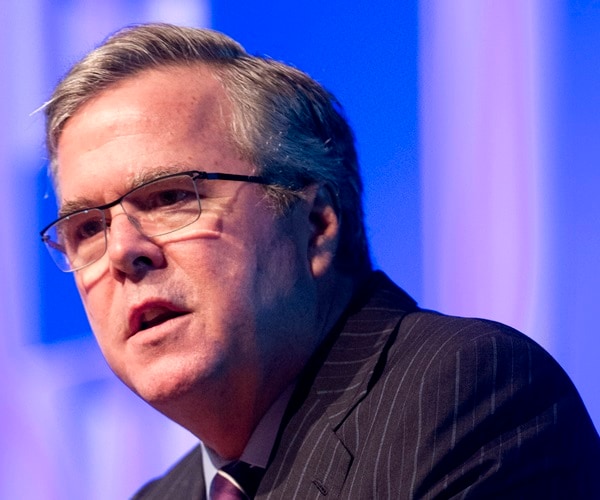 Jeb: Don't Ban Syrian Refugees, Lead in ISIS Fight 