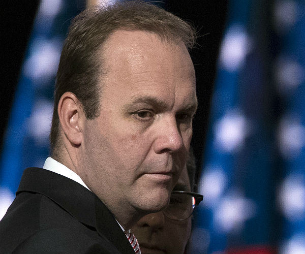 Manafort's Ex-Protégé Rick Gates Indicted in Russia Probe