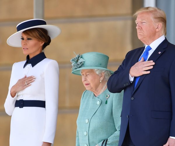 Trump, First Lady Meet Queen at Buckingham Palace