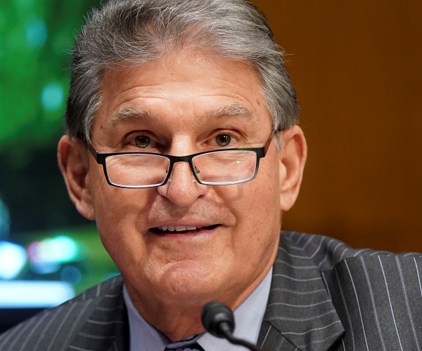 joe manchin speaks at hearing