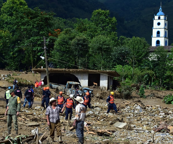 Mexico Mudslides Kill 39 in Wake of Hurricane Earl