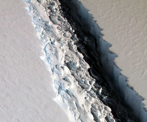 Antarctica Iceberg Could Be as Large as Delaware