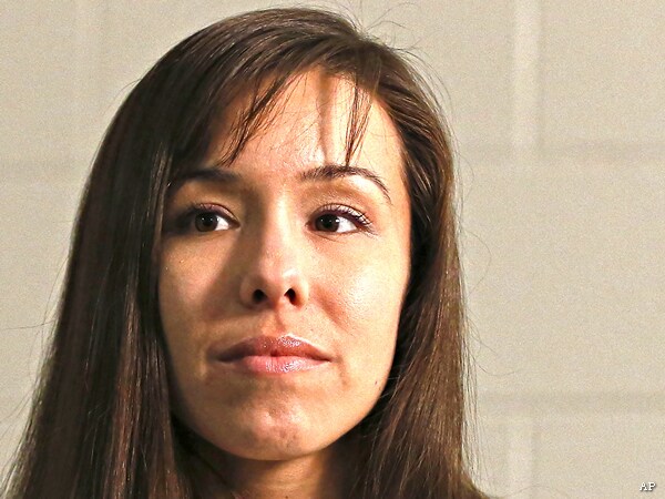 Jodi Arias Tweeting During Closed-Door Penalty Negotiations