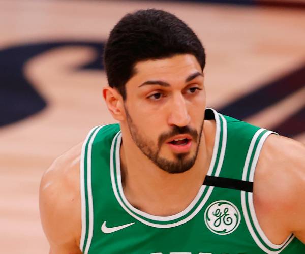 kanter playing in a basketball game