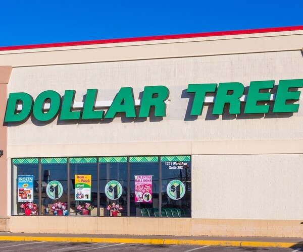 Investors Look at Dollar-Store Stocks as Recession Fears Increase