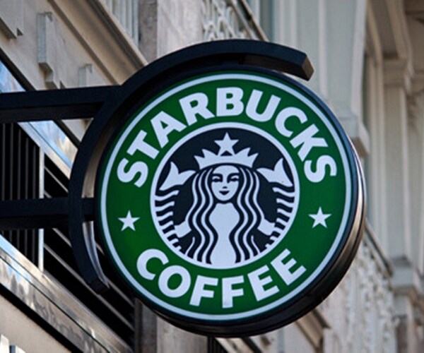 Starbucks CEO's New Ideas Start With a Pick-Up-Only Store in NYC