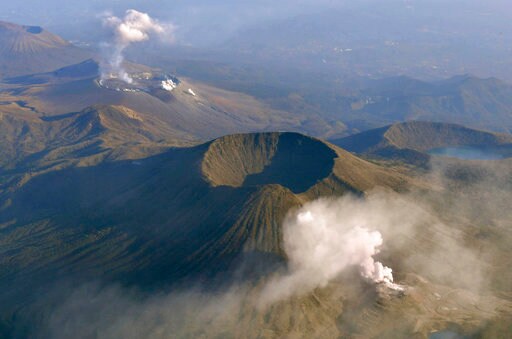 Mount Io Erupts for 1st Time in 250 Years in Southern Japan 