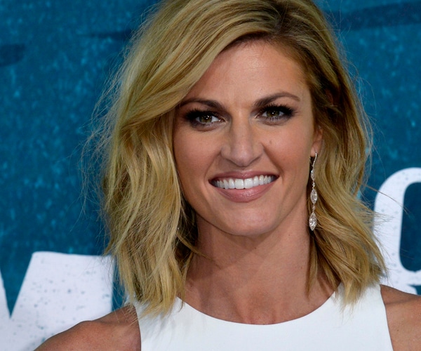 Erin Andrews Subs on 'Live!' for Kelly Ripa Who's Back Tuesday