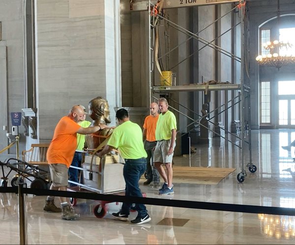 Confederate Bust Moved From Tennessee Capitol Building