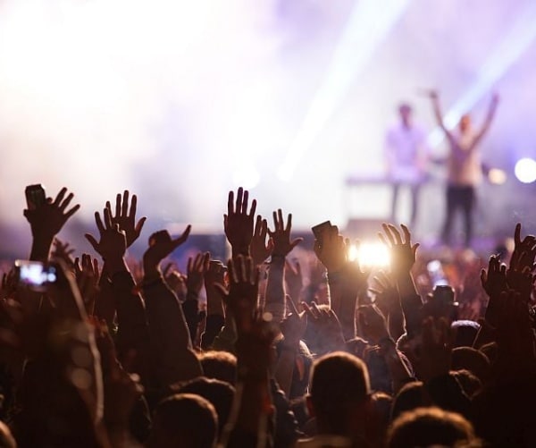 a crowd at a rock concert