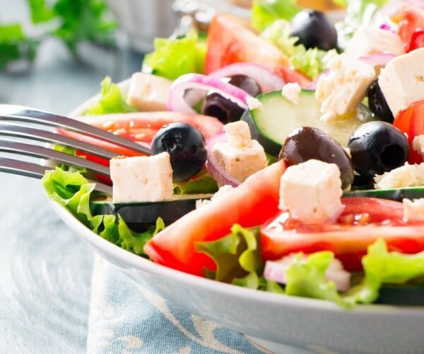 salad with vegetables and tofu