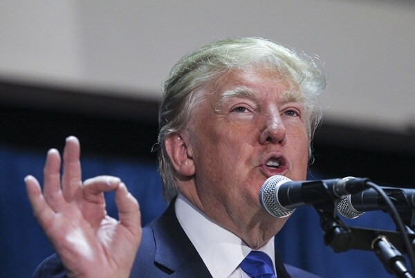 Economist Poll: Trump Beats Rubio, Cruz, Carson in Matchups