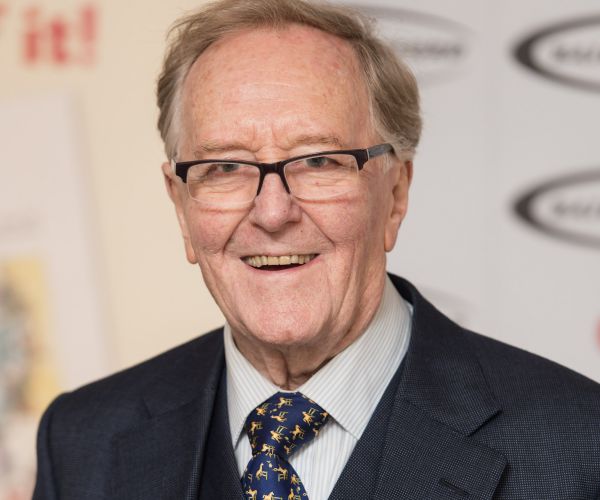 Robert Hardy Dies: British Actor, 'Harry Potter' Star, Was 91