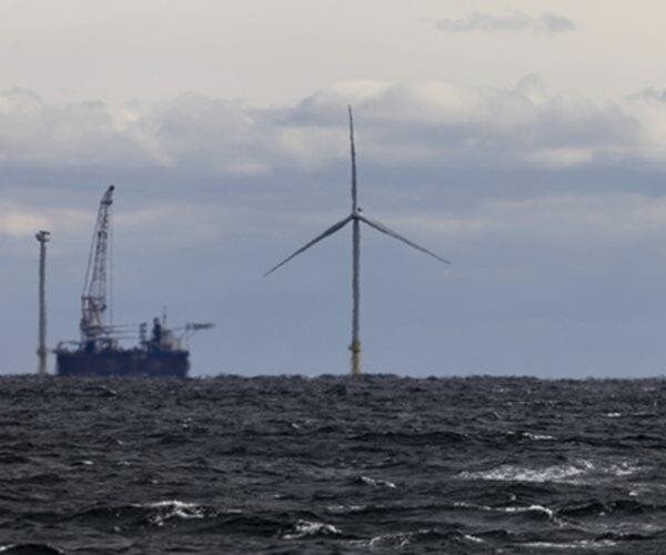 1st Offshore Wind Farm in US Opens Off Long Island