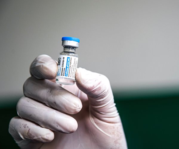 CDC Advisory Panel: J&J Vaccine Benefits Outweigh Risks