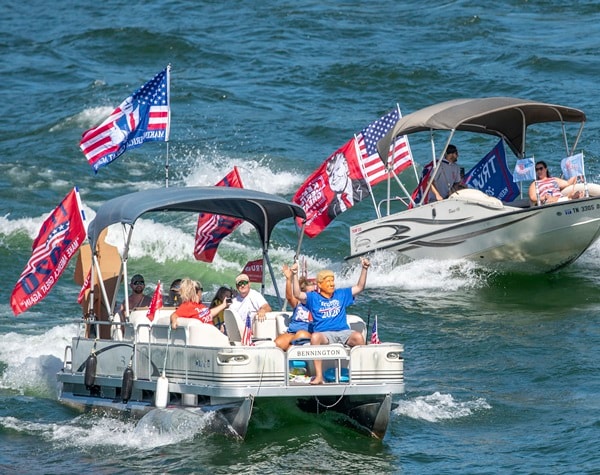 Several Boats Sink at Trump Parade on Texas Lake